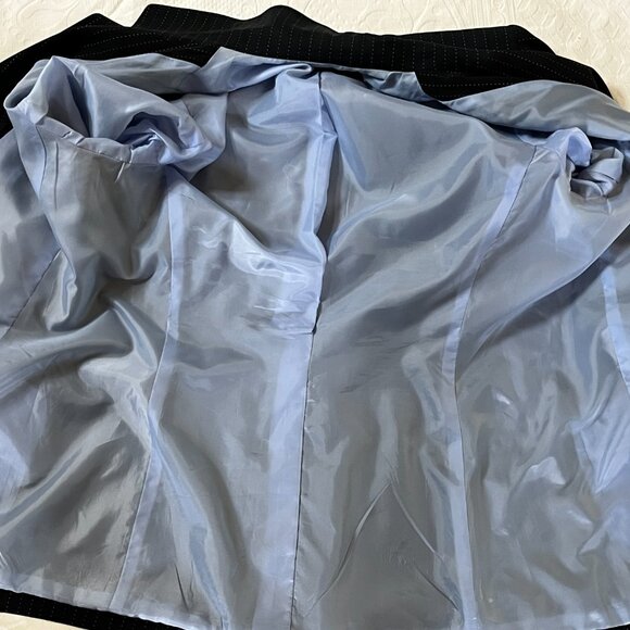 ANNE KLEIN 14 NAVY BLUE  Pinstripe 2-piece Jacket PANT SUIT - A Classic ! - Picture 8 of 13